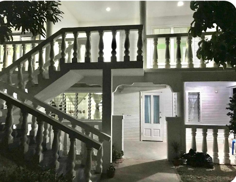 The Lighthouse Studio Appartments Nuku'alofa Eksteriør bilde